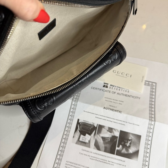 GUCCI Jumbo GG Embossed Black Leather Belt Bag - Picture 7 of 13